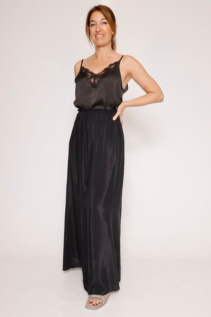 TOP ILAY LACE-NEGRO
