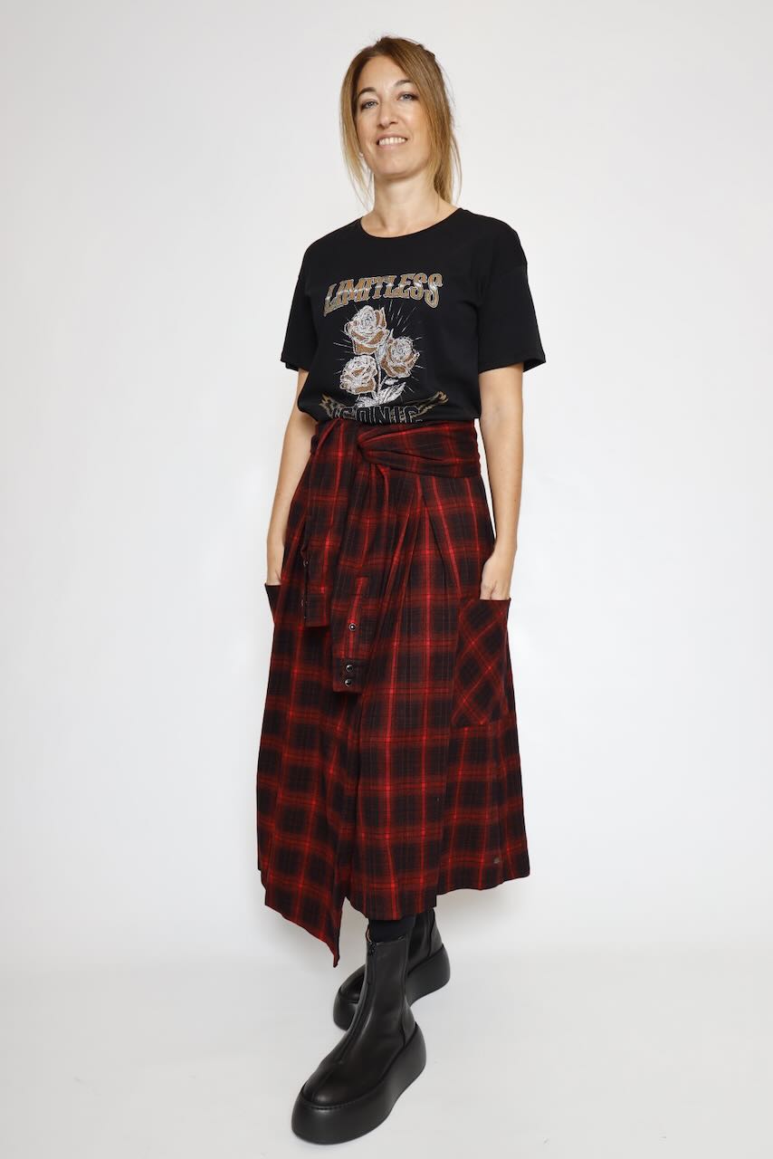 CAMISETA ESTAMPADA Y CON PEDRERIA 64-8080