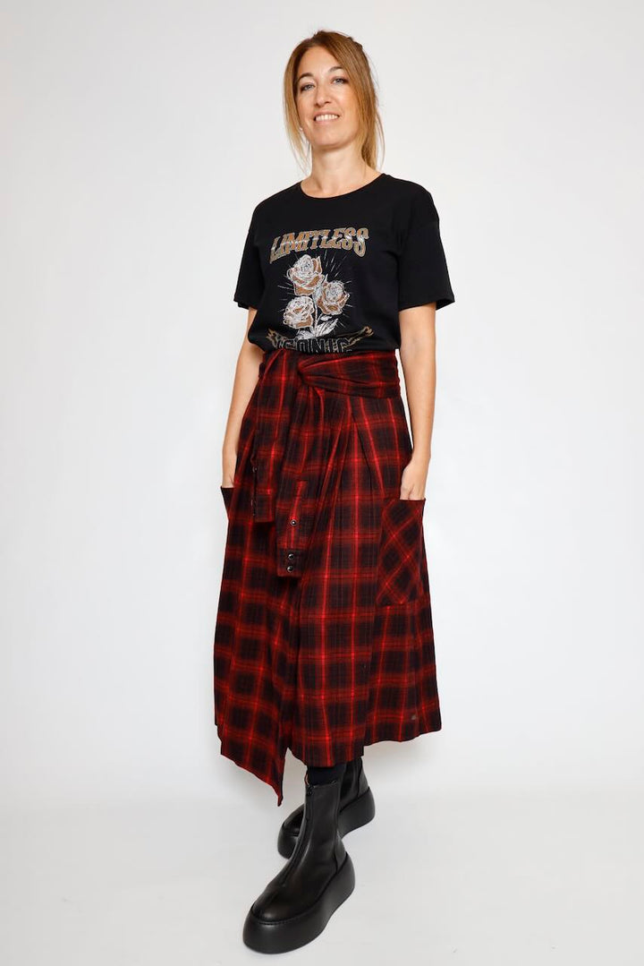 CAMISETA ESTAMPADA Y CON PEDRERIA 64-8080