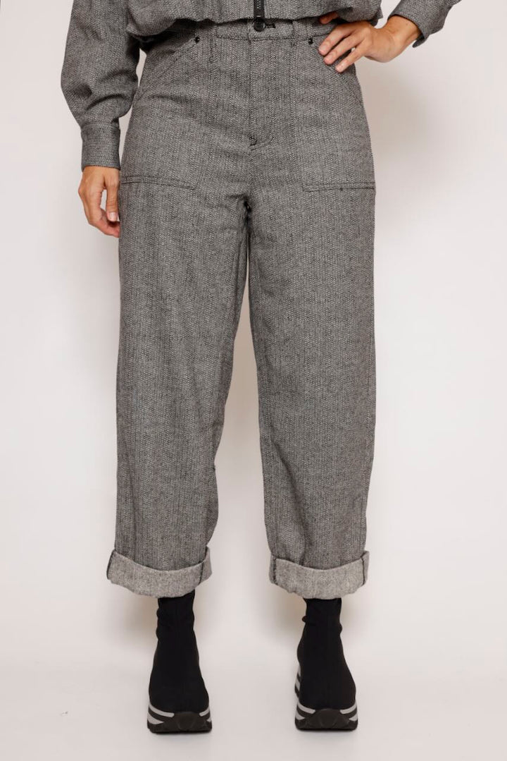 PANTALÓN ESPIGA GRIS NAYA DALTON