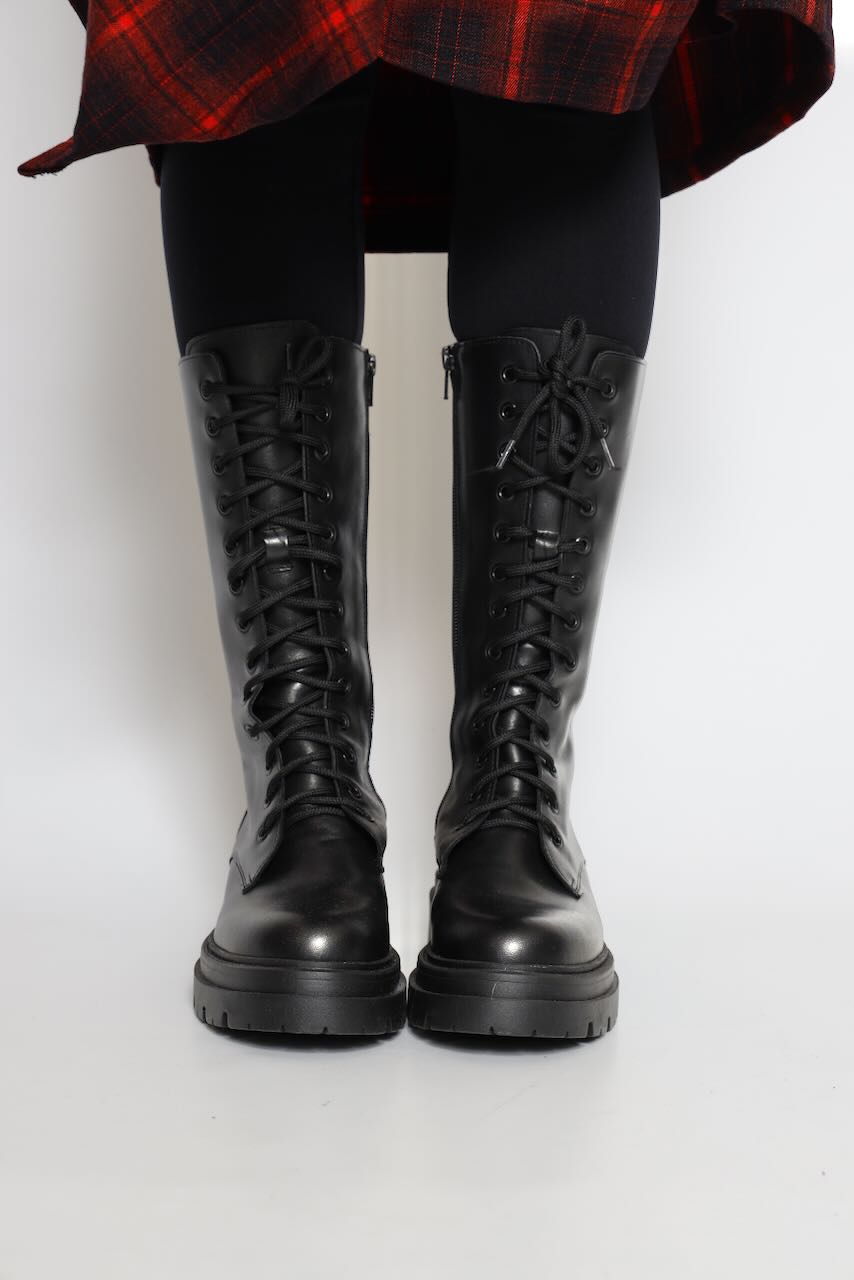BOTA NEGRA PIEL XS14-NEGRO