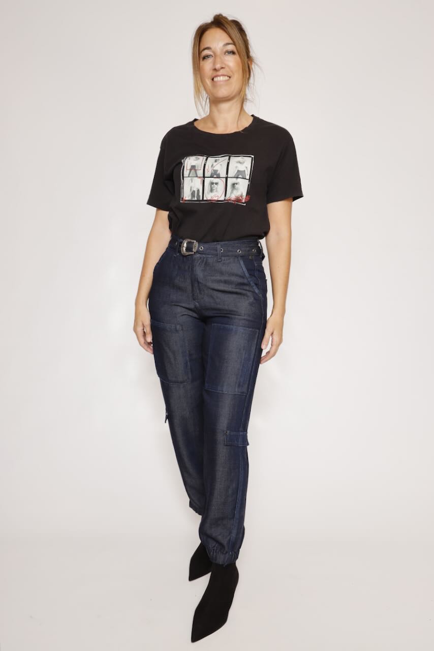CAMISETA NEGRA SURIA PHOTOBOOTH
