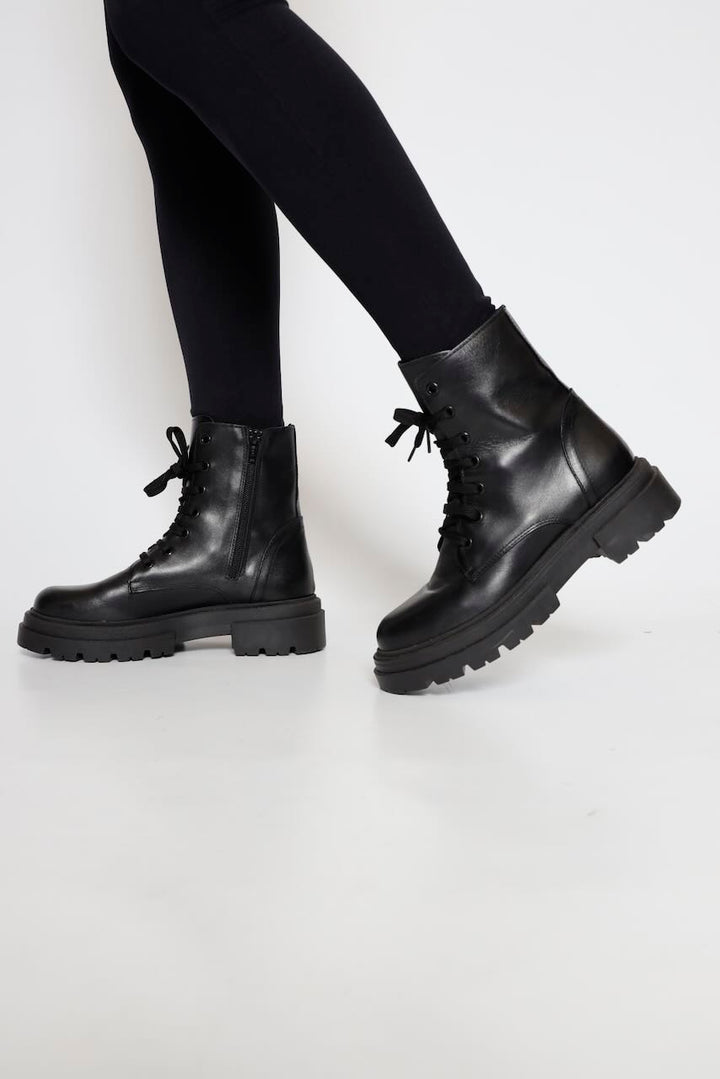 BOTA XS02-NEGRO