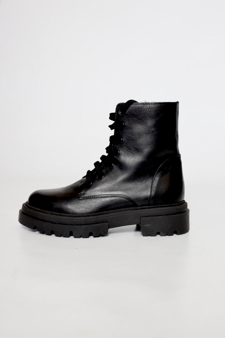 BOTA XS02-NEGRO