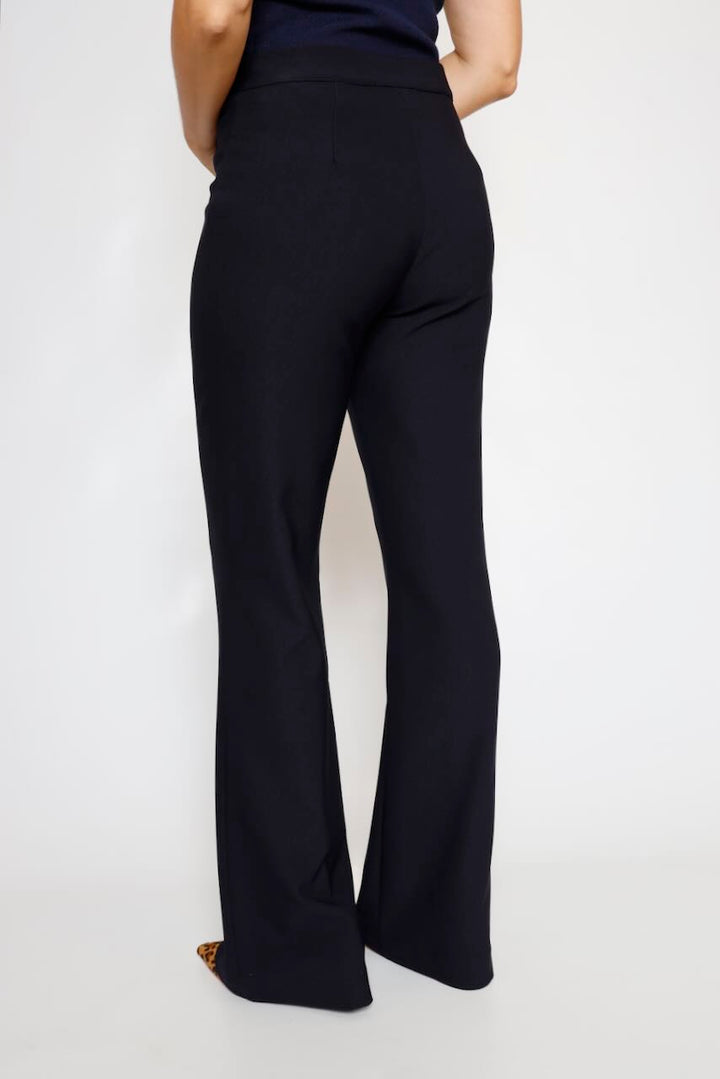 PANTALÓN MARINO A26PL208