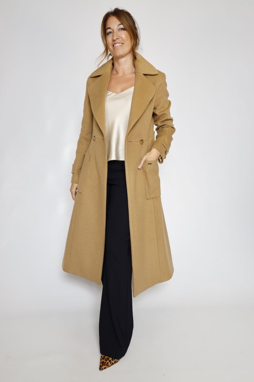ABRIGO LARGO CAMEL CORTE REGULAR WC1009W40601