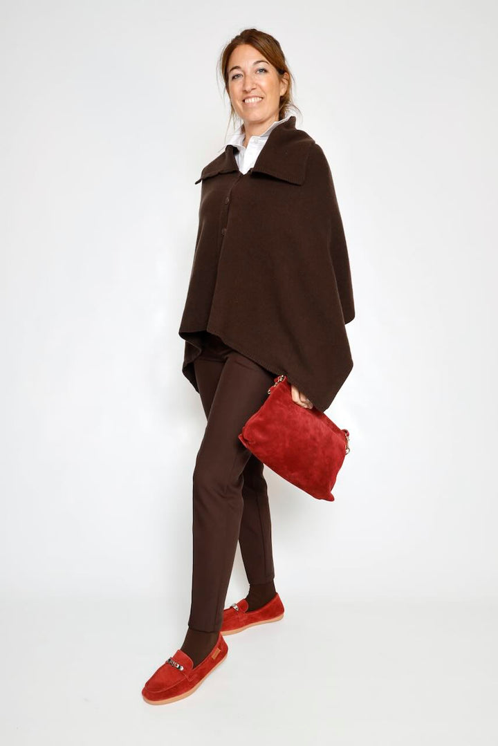 CAPA PUNTO MARRON BY11085