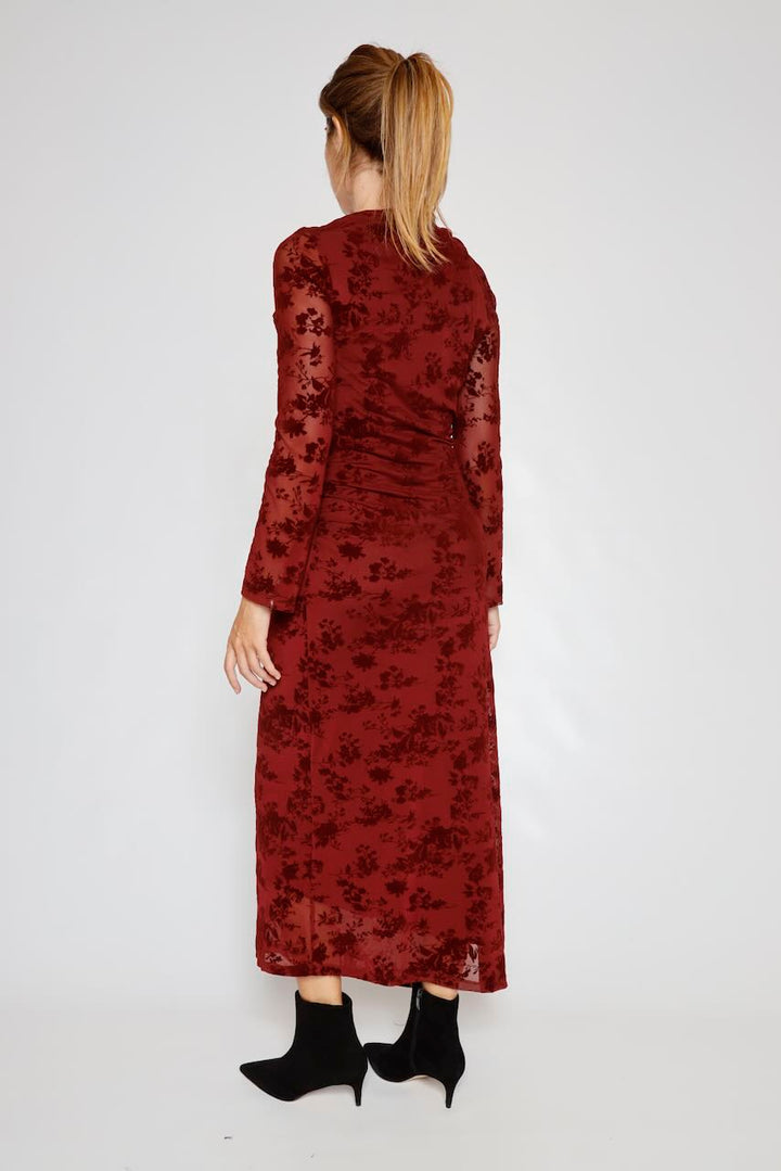 VESTIDO BURDEOS LARGO DRAPEADO AFFFMDJ