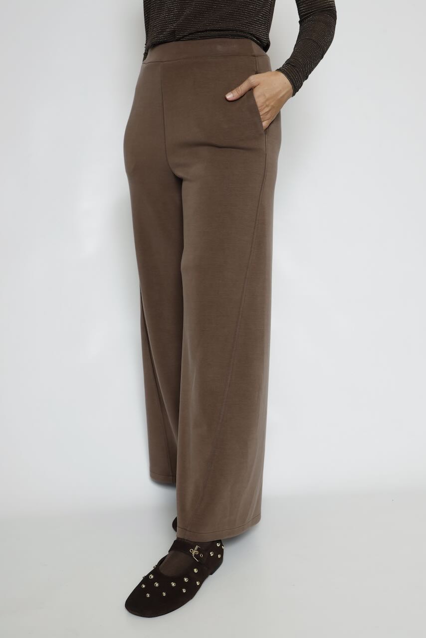 PANTALON ANCHO MARRON BY11248