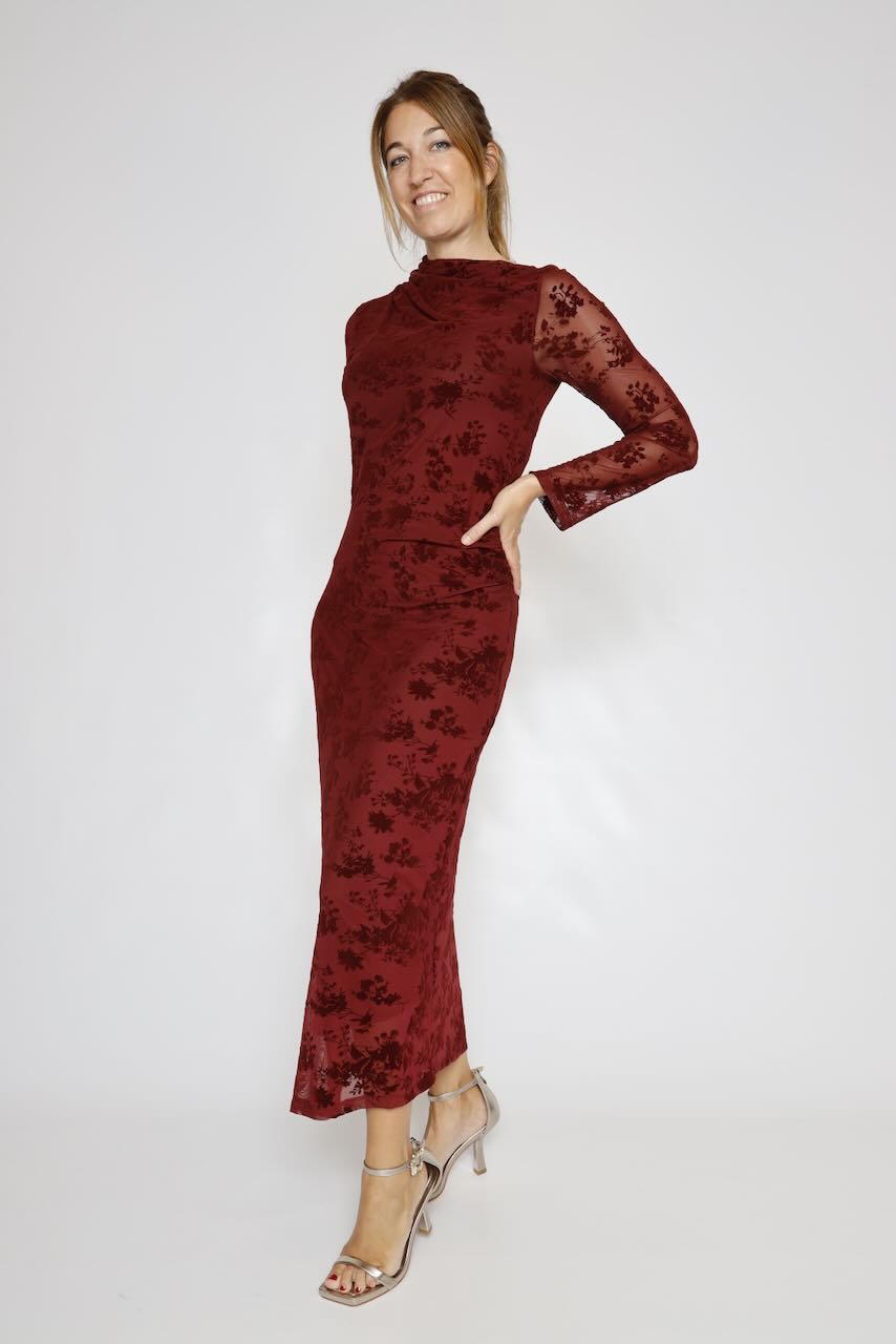 VESTIDO BURDEOS LARGO DRAPEADO AFFFMDJ