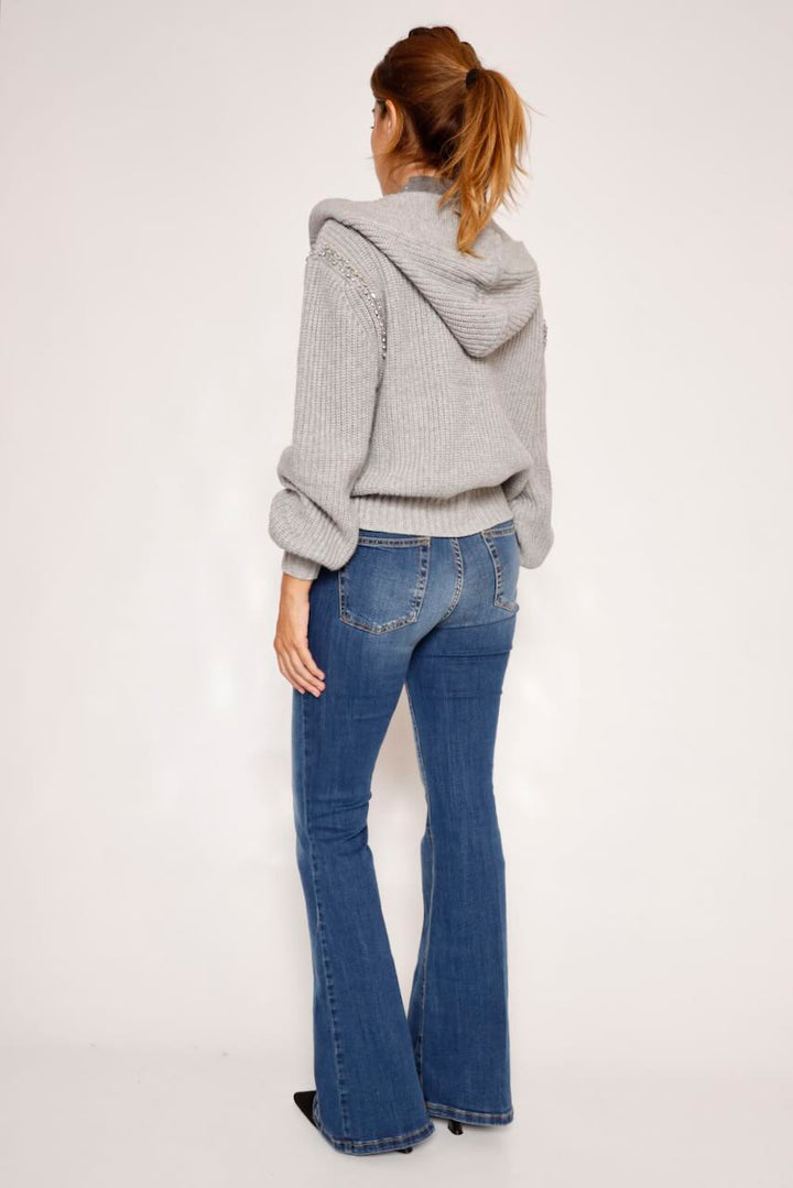 CÁRDIGAN DE PUNTO CON CAPUCHA EN GRIS WT8025K460D9