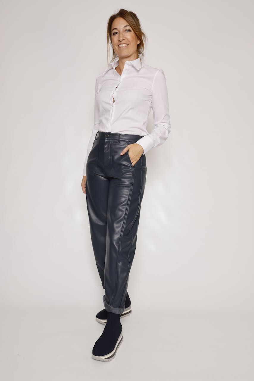 PANTALÓN ECOPIEL MARINO PP431T10