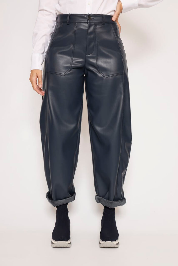 PANTALÓN ECOPIEL MARINO PP431T10