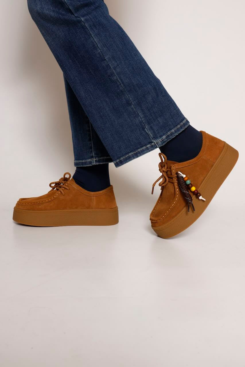 ZAPATO  PLATAFORMA EN CAMEL MALADETA-260