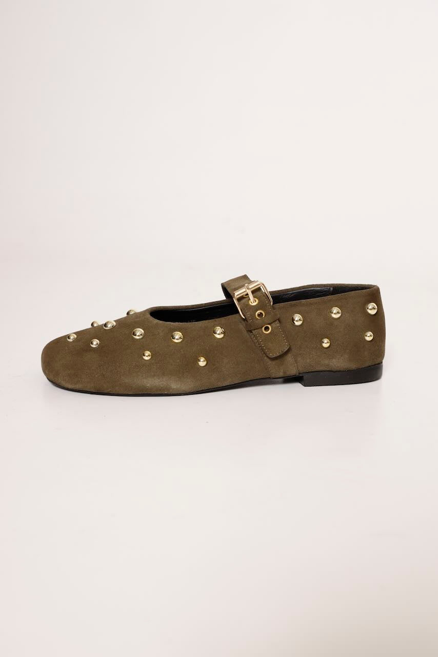 BAILARINA KAKI DE ANTE CON TACHUELAS 2712
