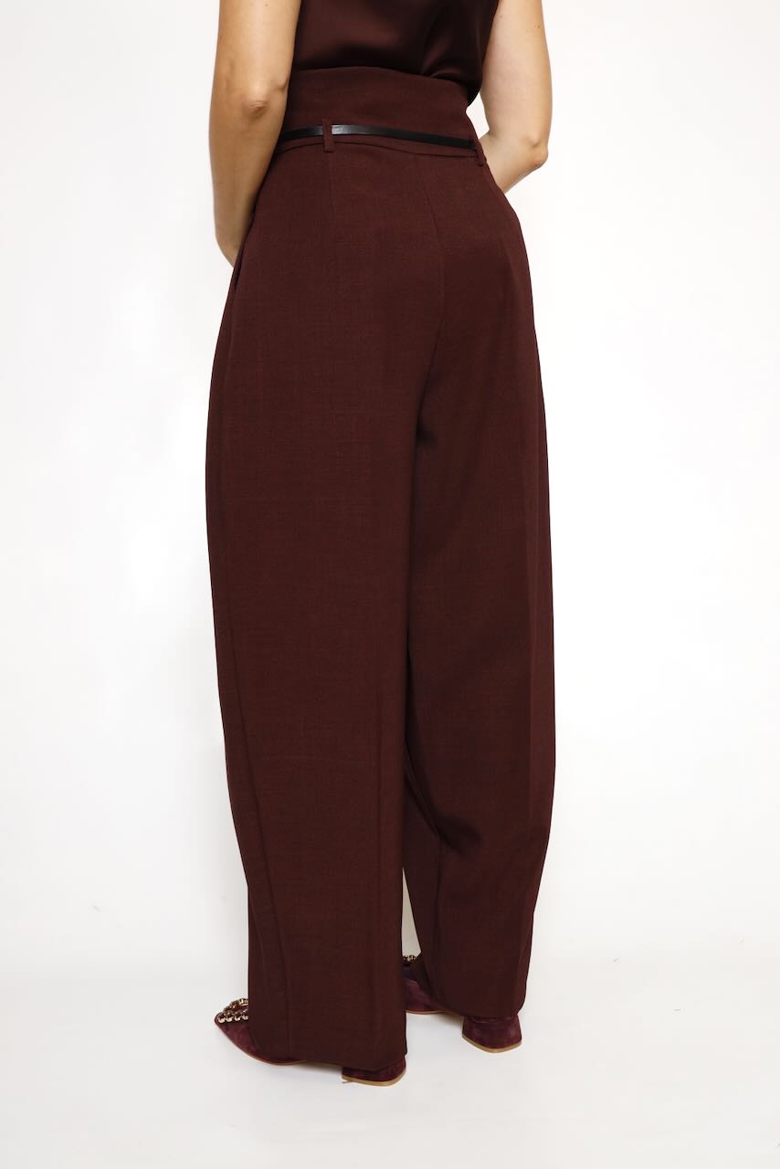 PANTALÓN TIRO ALTO GRANATE A26ES201