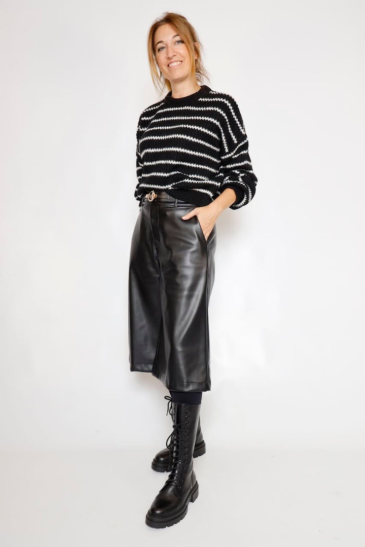PANTALON NEGRO EFECTO POLIPIEL A26DD231
