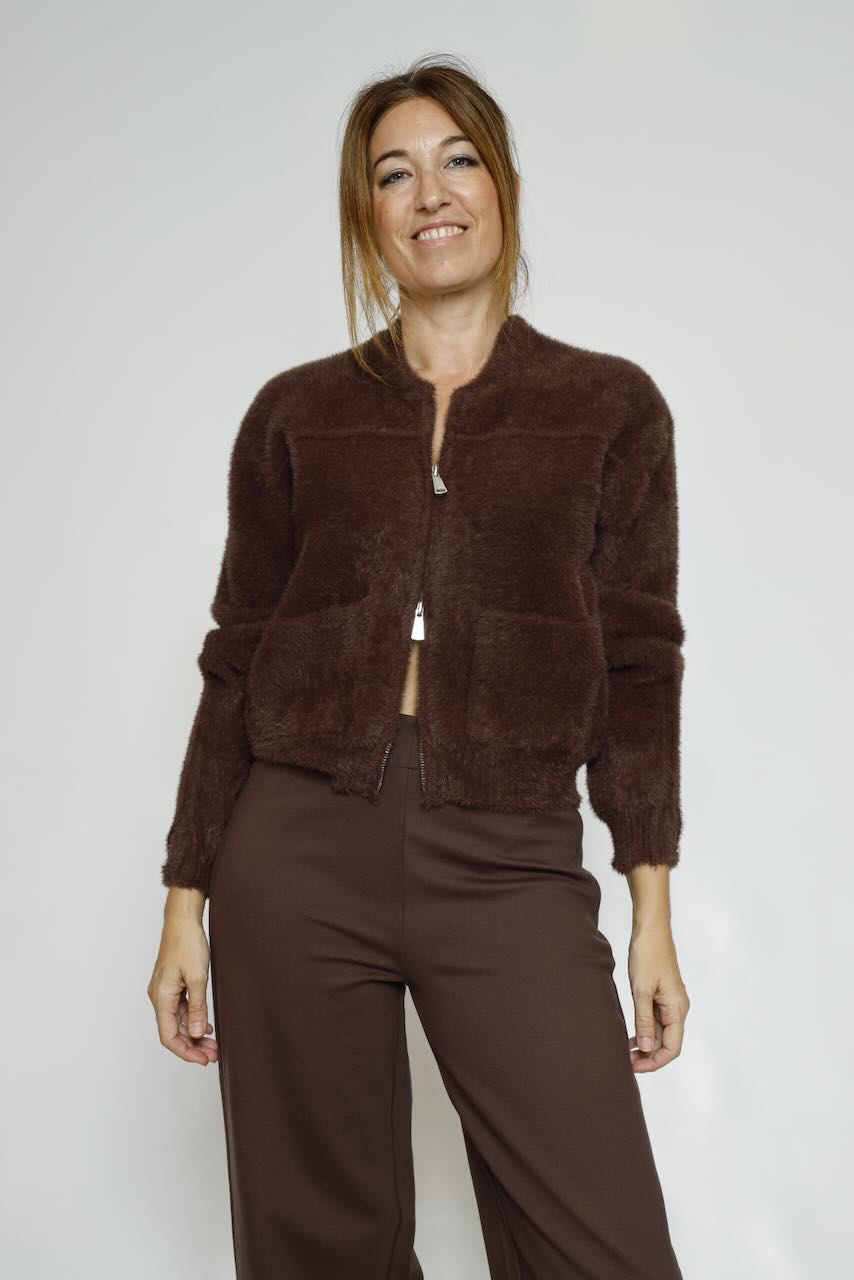 CACHAQUETA CORTA SUAVE MARRON BENTO.5002612