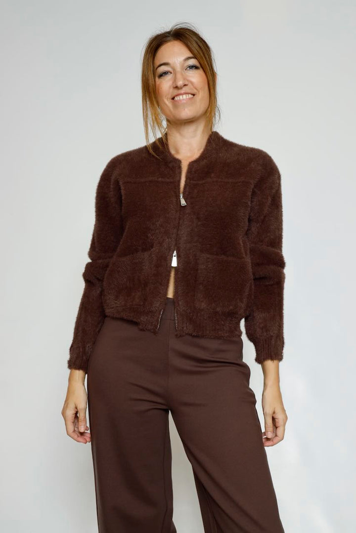 CACHAQUETA CORTA SUAVE MARRON BENTO.5002612