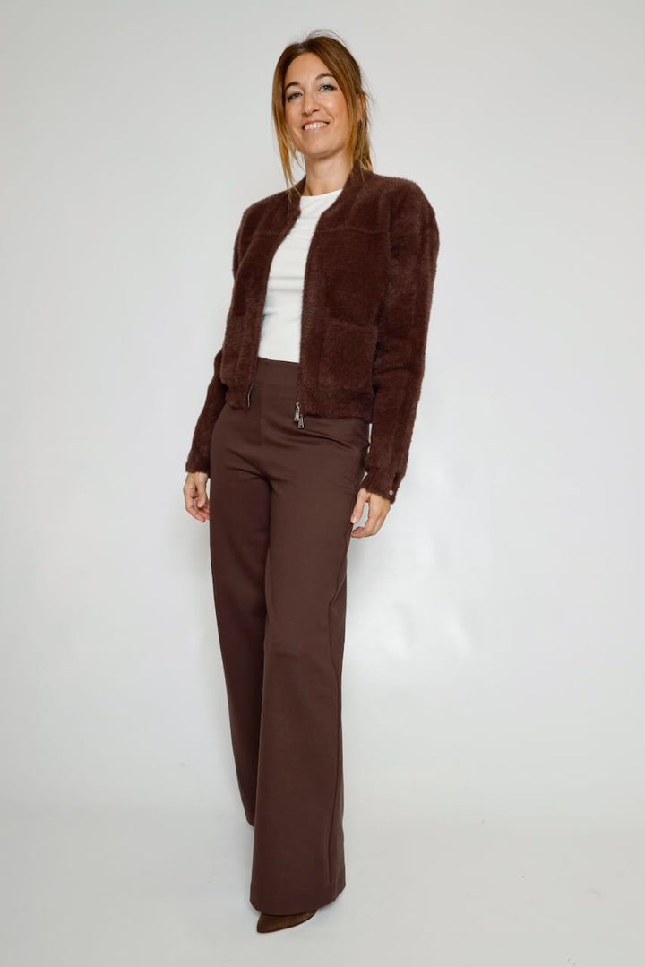 CACHAQUETA CORTA SUAVE MARRON BENTO.5002612