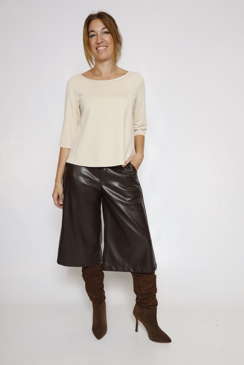 PANTALON MARRóN EFECTO PIEL A26DD231