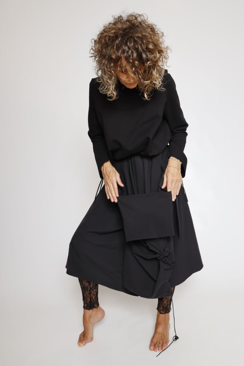 FALDA PANTALÓN NEGRO J.ZIGO