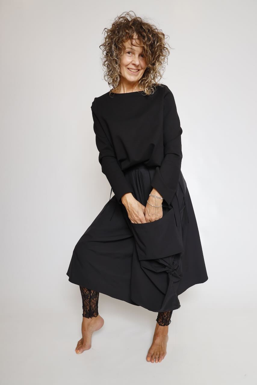 FALDA PANTALÓN NEGRO J.ZIGO