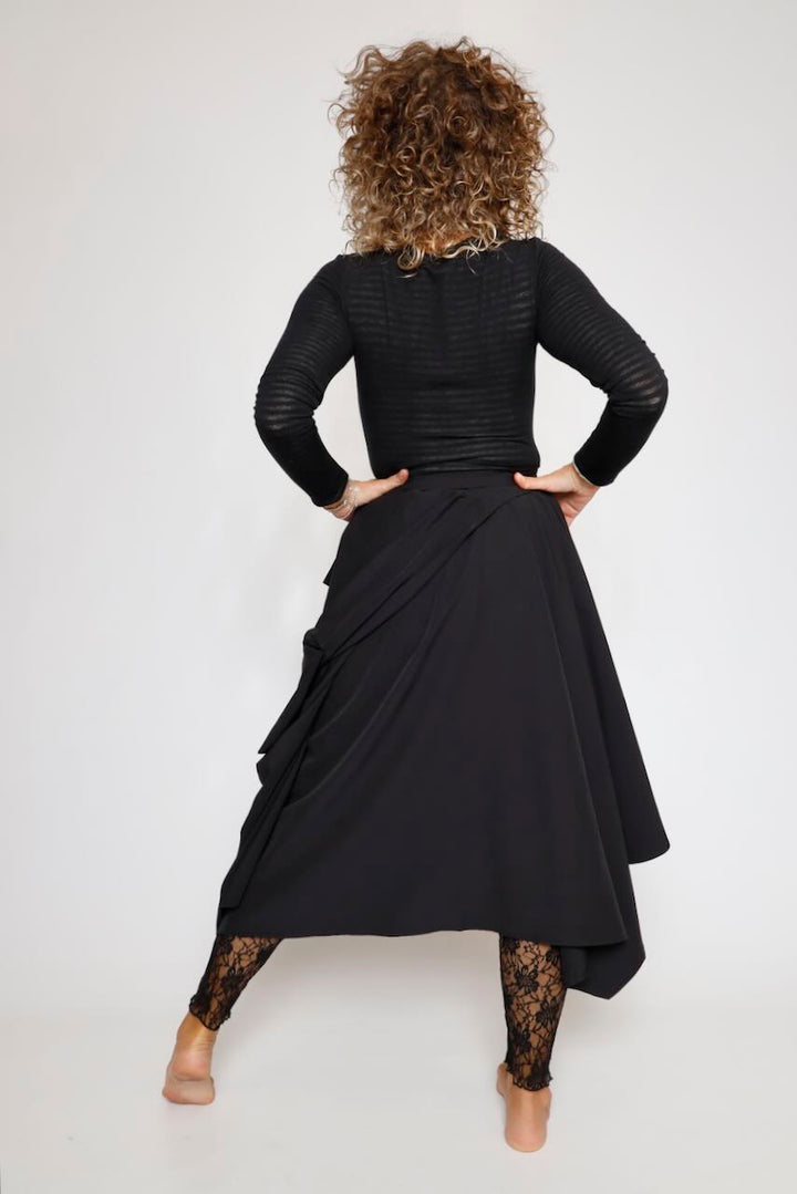 FALDA PANTALÓN NEGRO J.ZIGO
