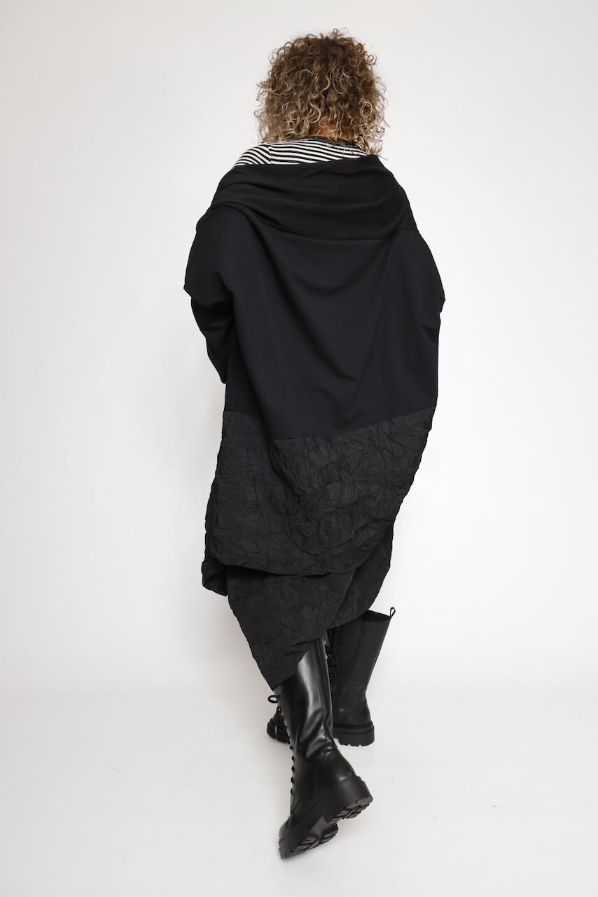 CHAQUETA OVERSIZE NEGRA J.AURELIUS