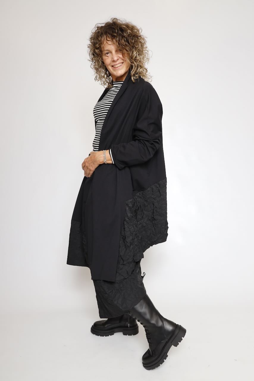 CHAQUETA OVERSIZE NEGRA J.AURELIUS