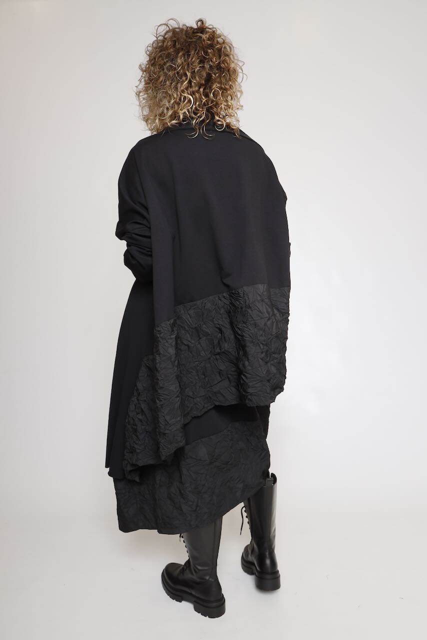 CHAQUETA OVERSIZE NEGRA J.AURELIUS