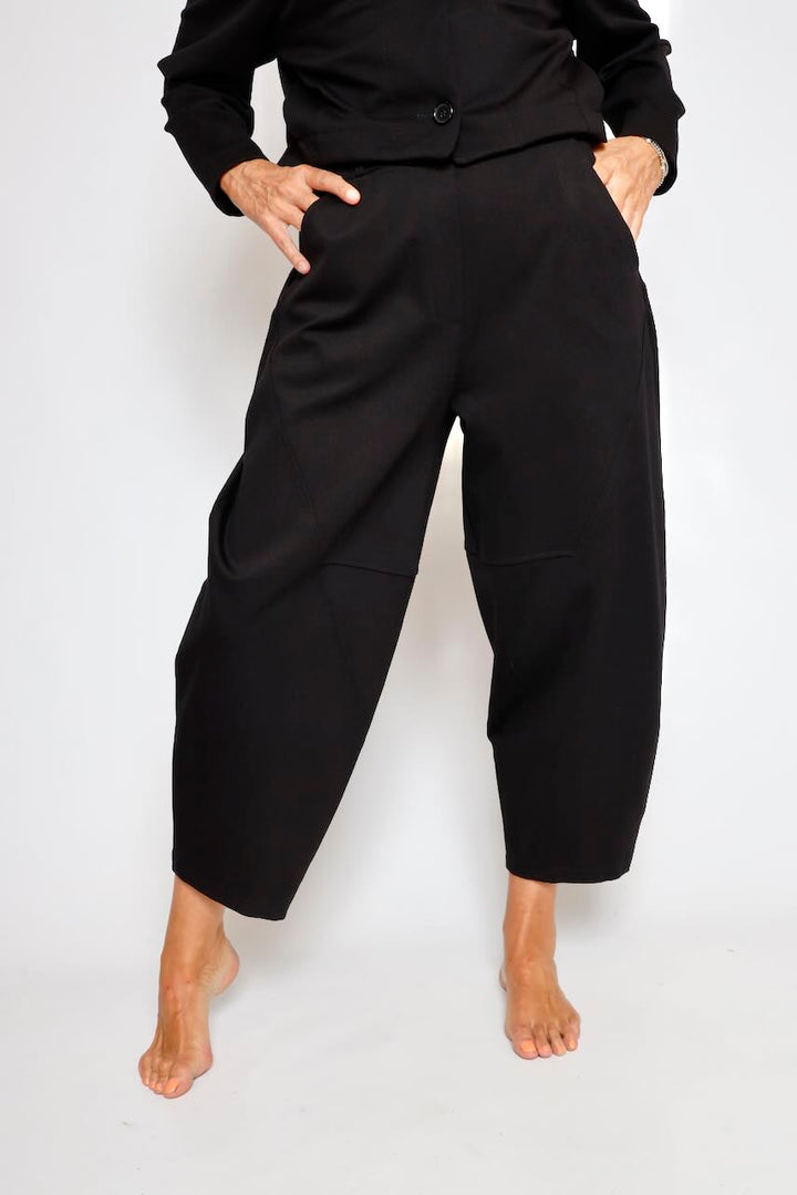 PANTALÓN NEGRO A6BM6783