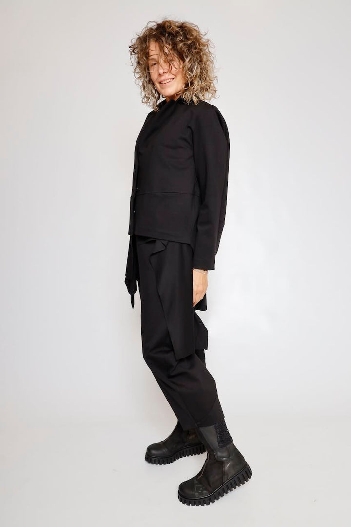 CHAQUETA NEGRA A6YM1718