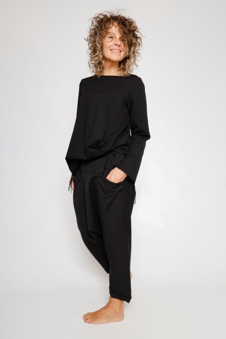 PANTALON NEGRO TIRO CAIDO ORIME