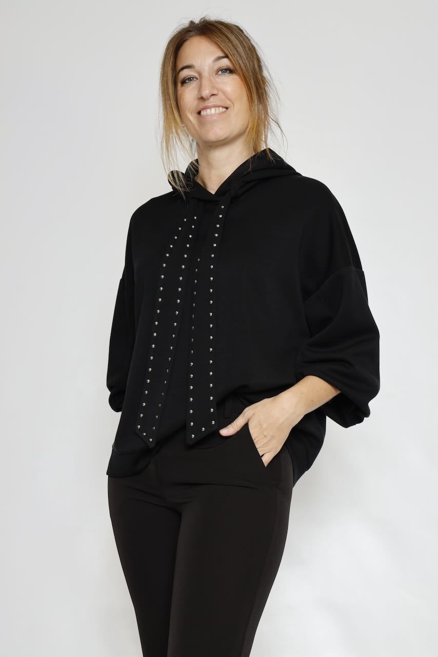 SUDADERA CAPUCHA NEGRA 64-2143
