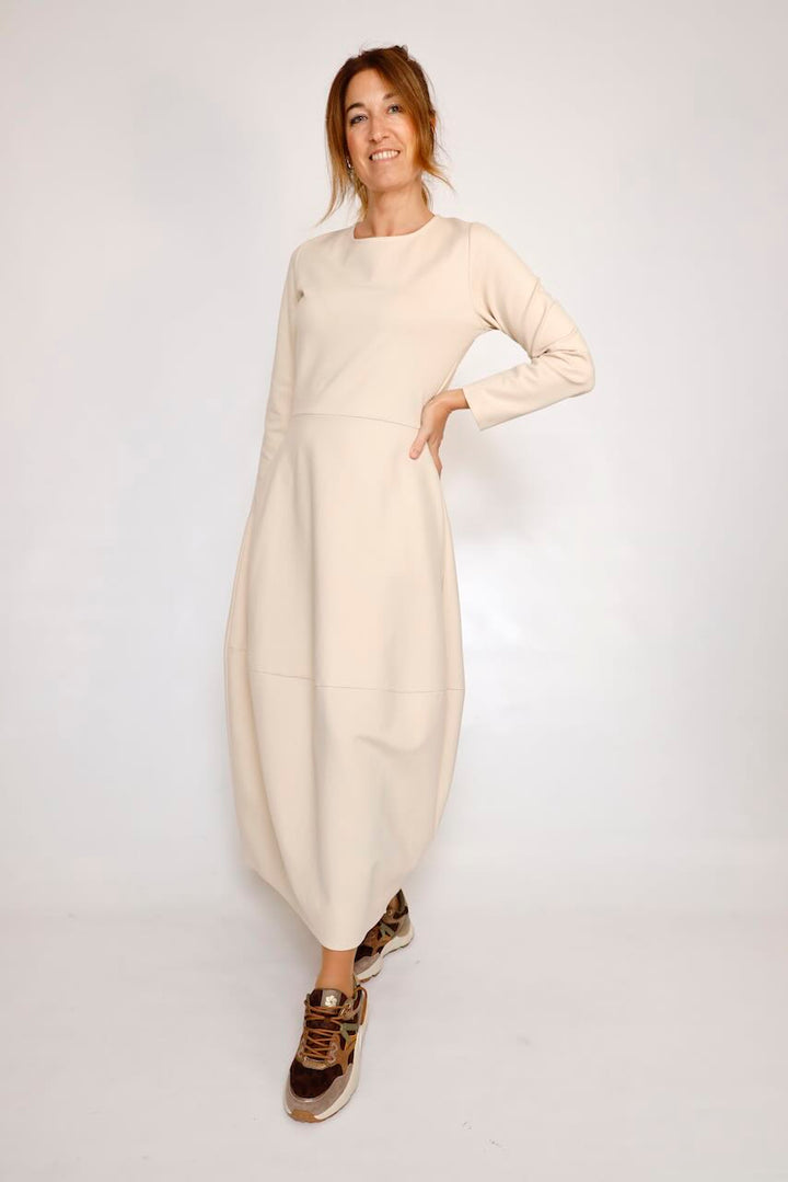 VESTIDO GLOBO BEIGE A26FL701