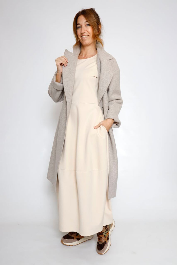 VESTIDO GLOBO BEIGE A26FL701