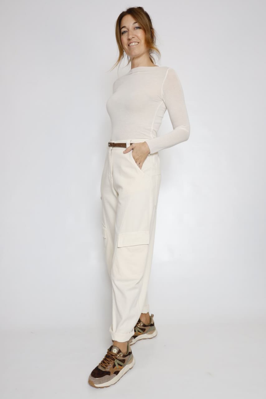 CAMISETA TACTO CACHEMIRA LATTE  A26BU407