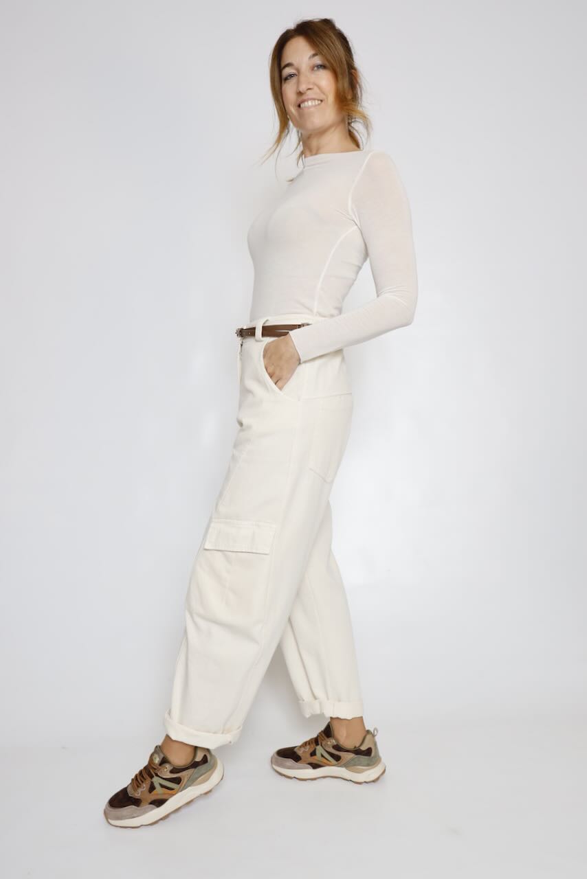 PANTALÓN CARGO LATTE A26AP202