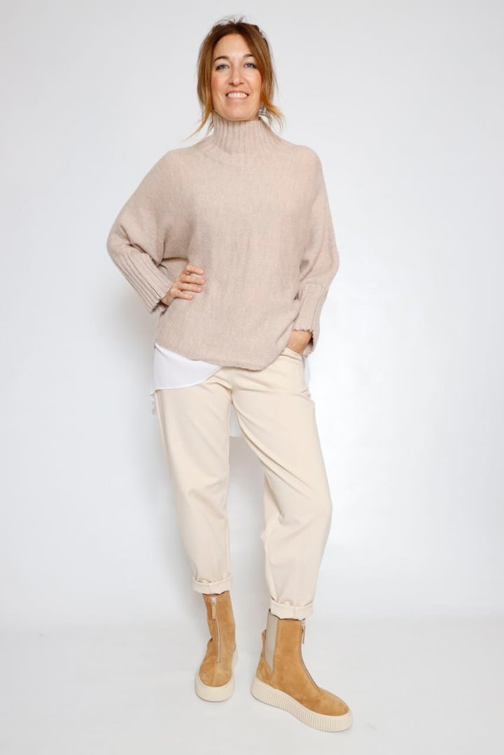 JERSEY PUNTO BEIGE CUELLO ALTO 64-8068