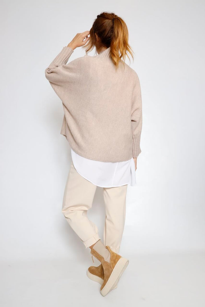 JERSEY PUNTO BEIGE CUELLO ALTO 64-8068