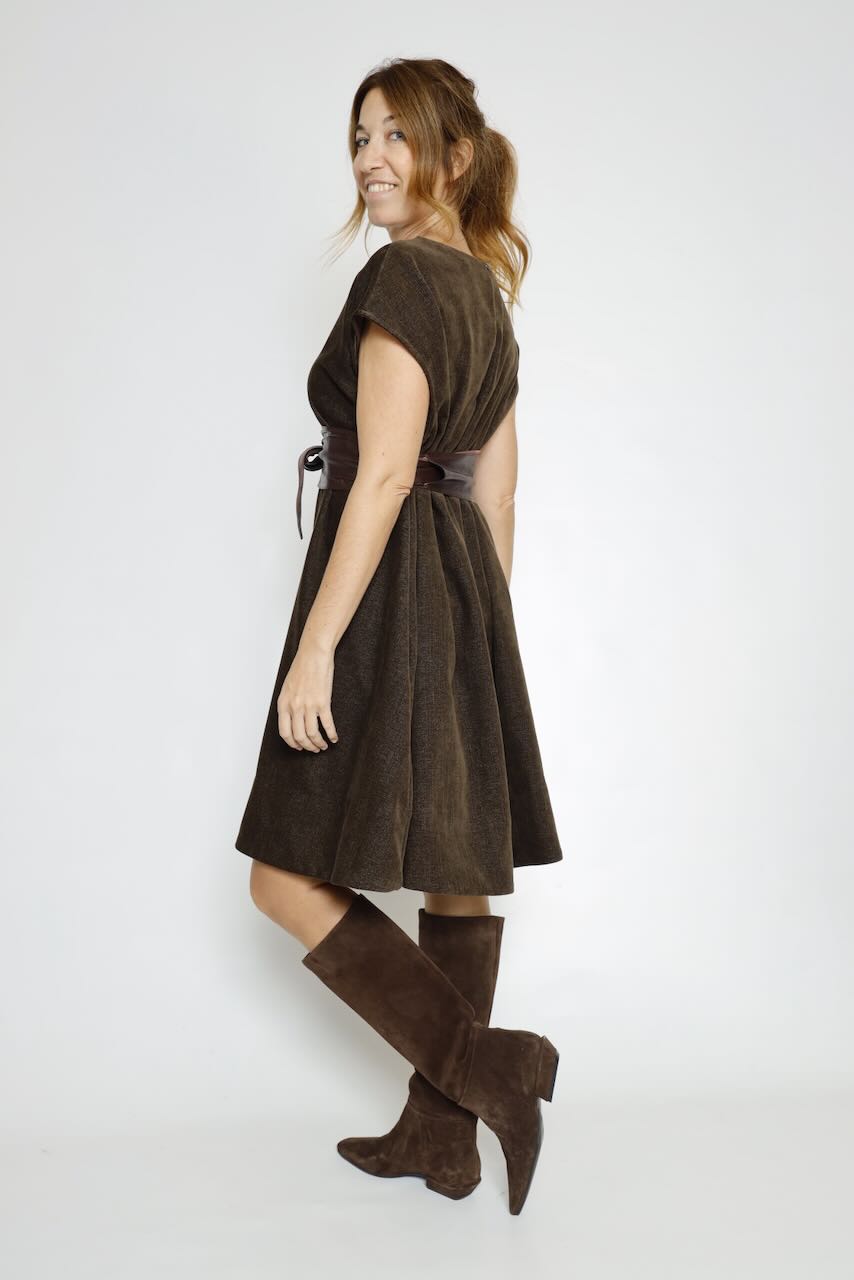 VESTIDO CORTO EVASÉ MARRÓN 62P83229