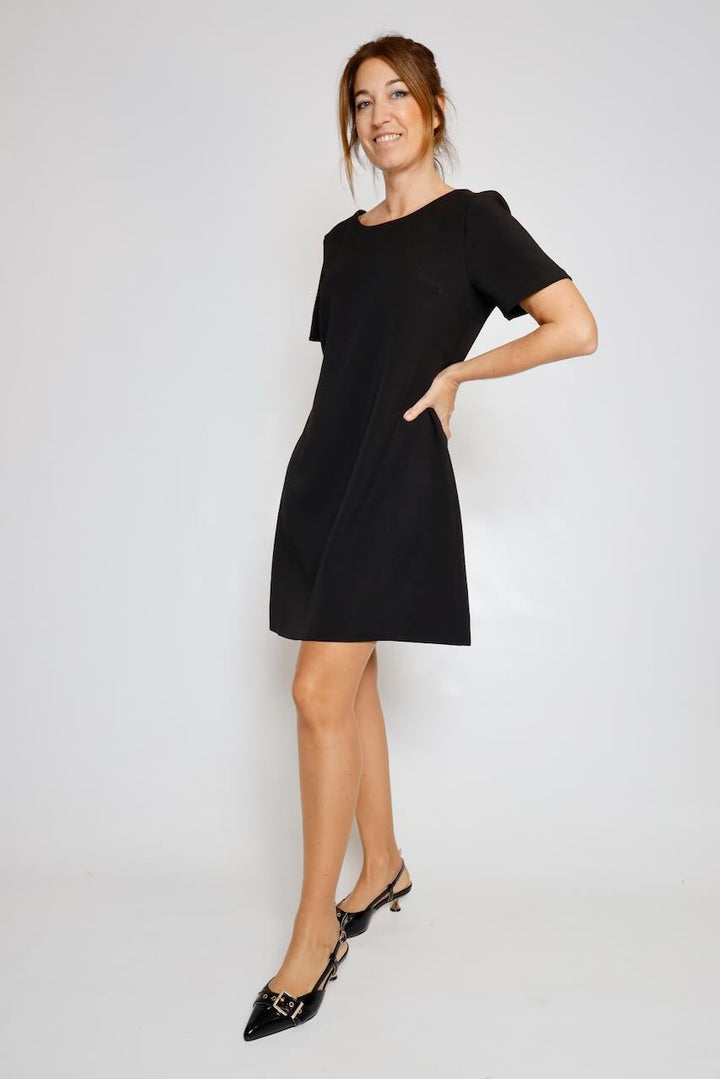 VESTIDO CORTO NEGRO 62P83243