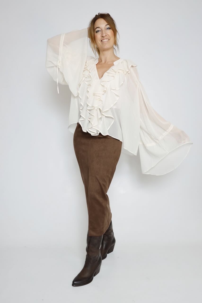 BLUSA FLUIDACON VOLANTES LATTE A26C351GL