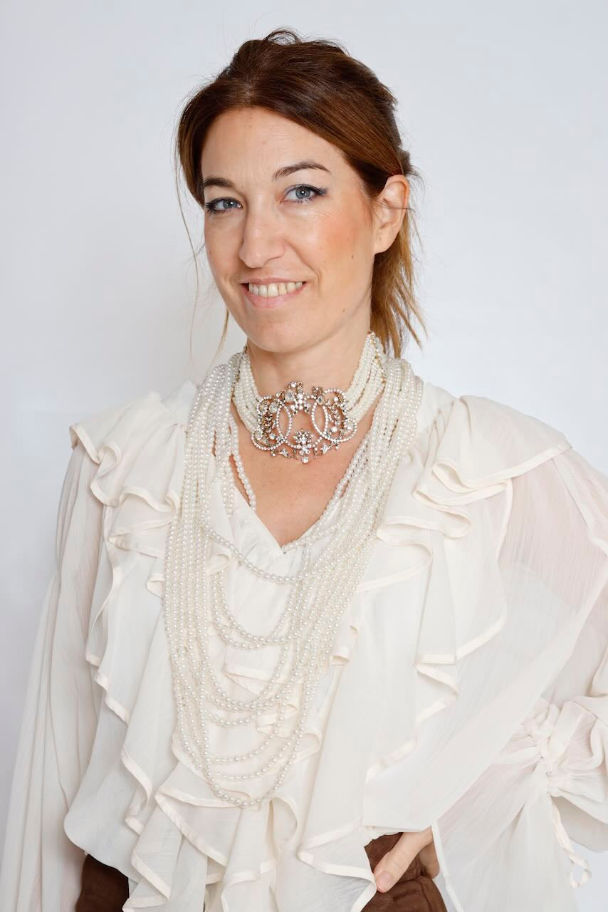 COLLAR MULTITIRAS PERLAS A26CL205GL