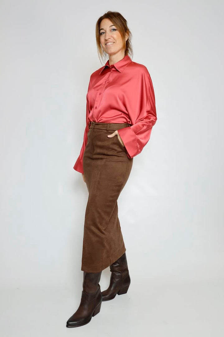 CAMISA HOLGADA CON PUÑOS ANCHOS Y CUELLO CLÁSICO CPE3MDG