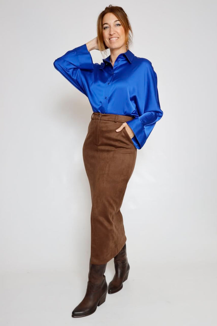 CAMISA HOLGADA CON PUÑOS ANCHOS Y CUELLO CLÁSICO CPE3MDG