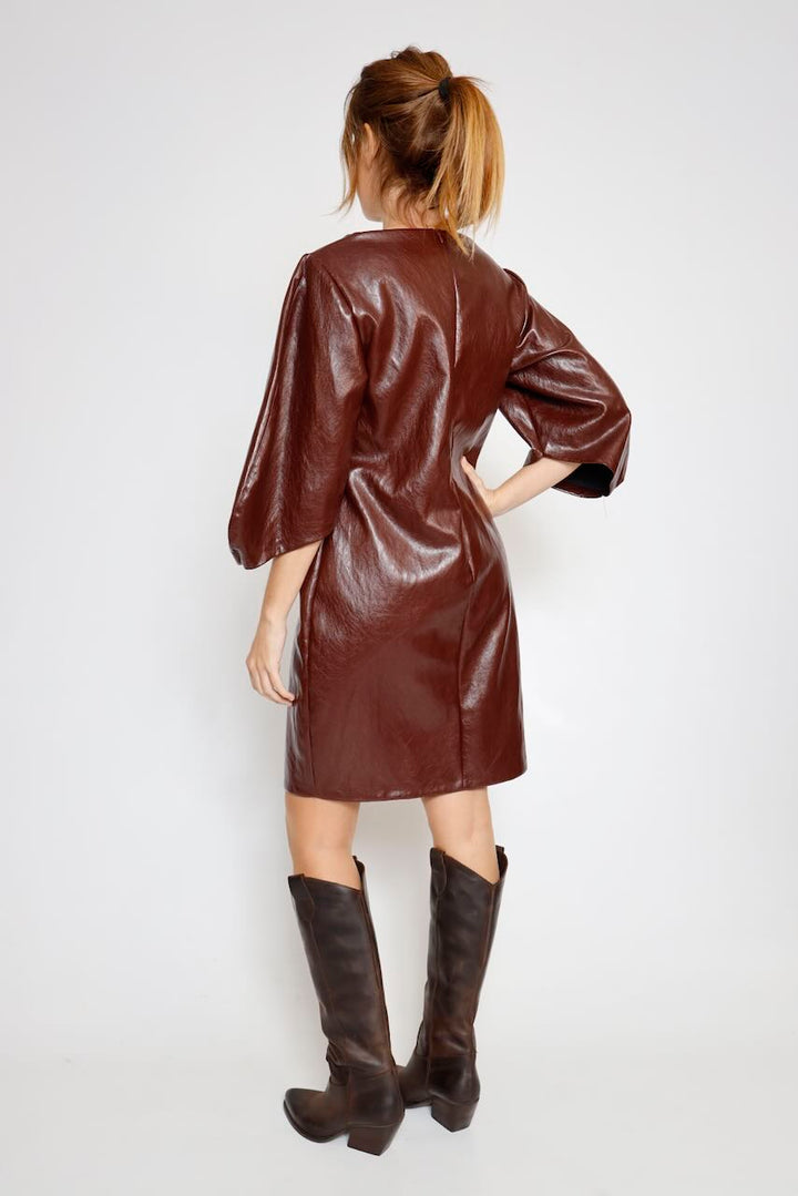 VESTIDO EFECTO PIEL BURDEOS A26ES719