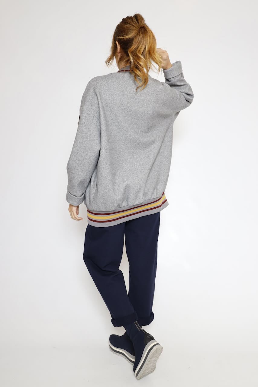 CHAQUETA ESTILO BOMBER GRIS 26IB145