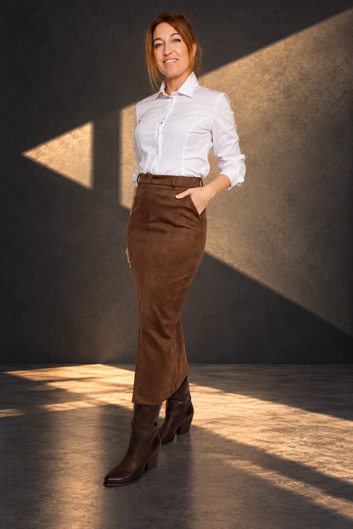 FALDA MIDI EFECTO ANTE MARRON 64-6037